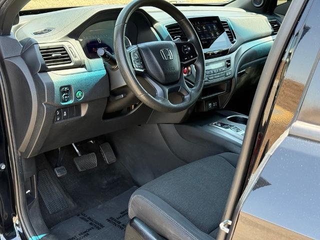 Certified Used 2021 Black Honda  image 7
