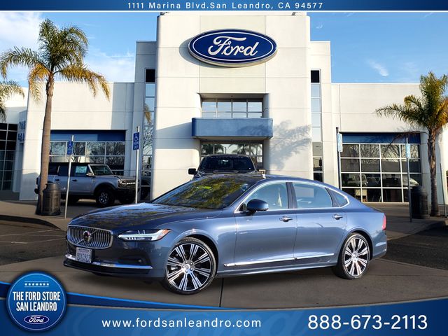 2022 Volvo S90