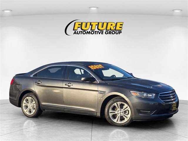 2018 Ford Taurus