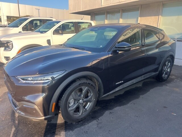 2022 Ford Mustang Mach-e