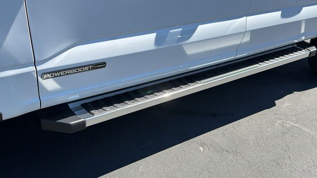 New 2026 Oxford White Ford Lariat® image 48