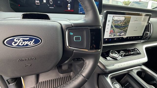 New 2027 Star White Metallic Tri-Coat Ford Tremor® image 65