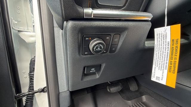 New 2027 Star White Metallic Tri-Coat Ford Tremor® image 67