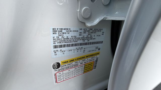 New 2027 Star White Metallic Tri-Coat Ford Tremor® image 70