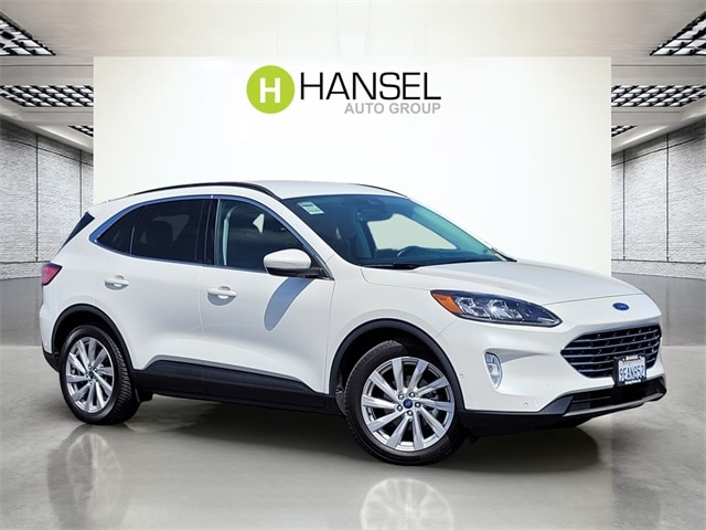 2022 Ford Escape Hybrid Titanium