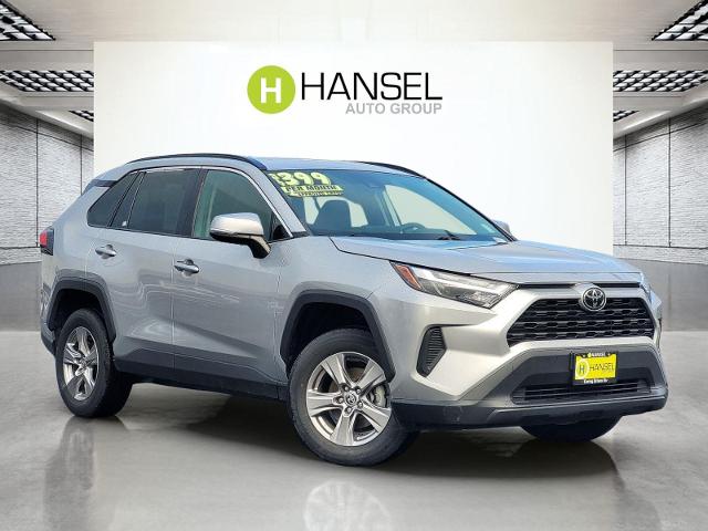 2024 Toyota RAV4 XLE's photo