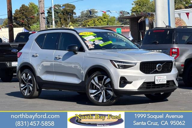 2023 Volvo XC40