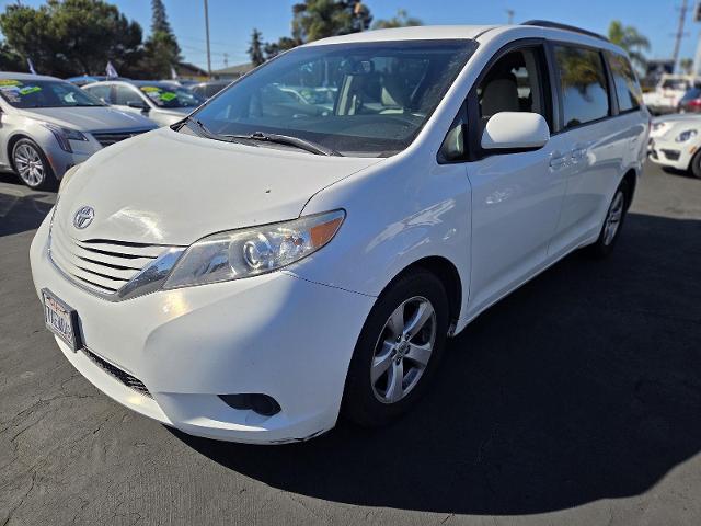 2017 Toyota Sienna
