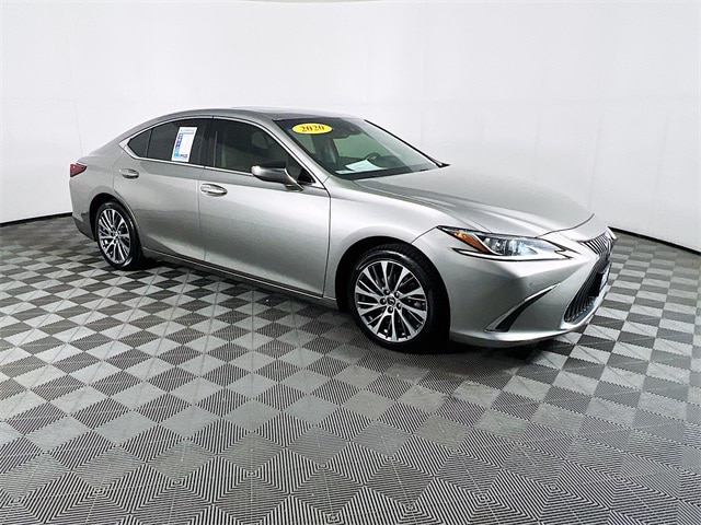 2020 Lexus ES