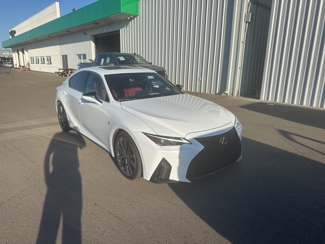 2022 Lexus IS