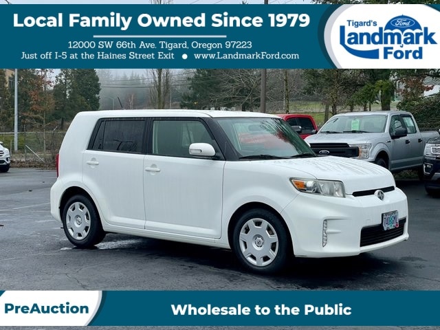 2013 Scion xB Base