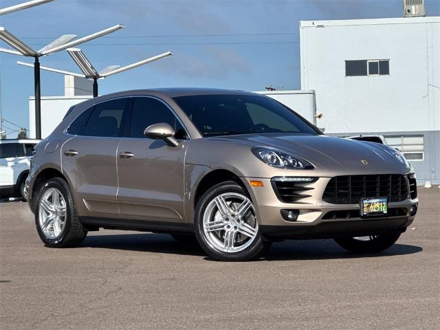 2017 Porsche Macan