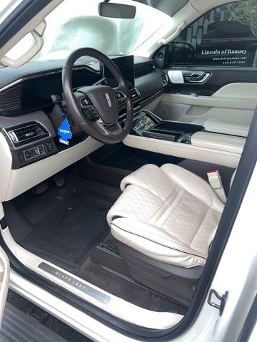 2022 Lincoln Navigator L