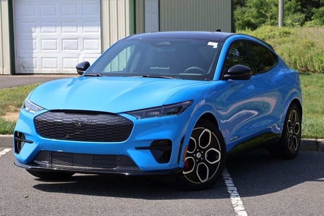 2022 Ford Mustang Mach-e