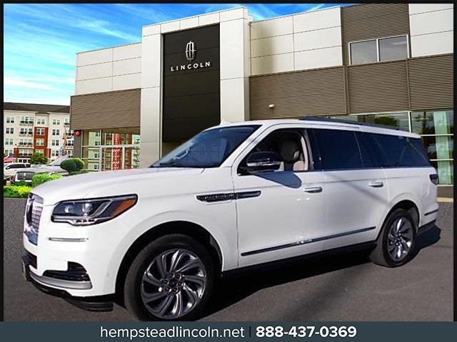 2022 Lincoln Navigator L