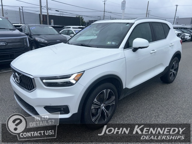 2022 Volvo XC40