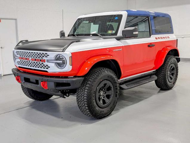 New 2025 Oxford White Ford Stroppe Edition image 40