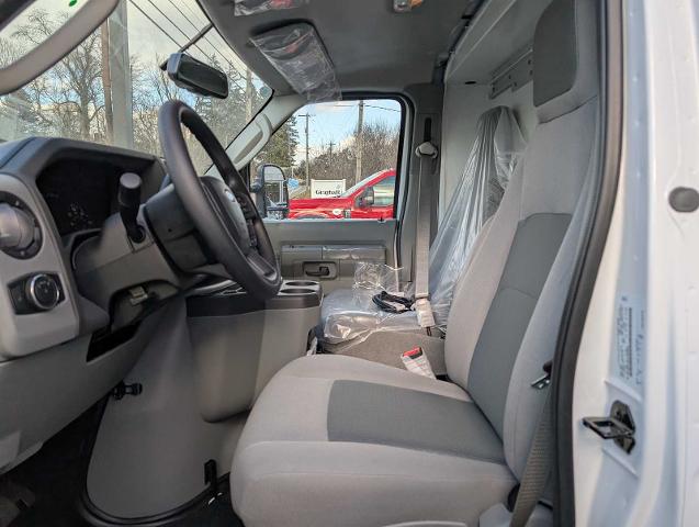 2026 Ford E-Series Cutaway Base - Photo 21