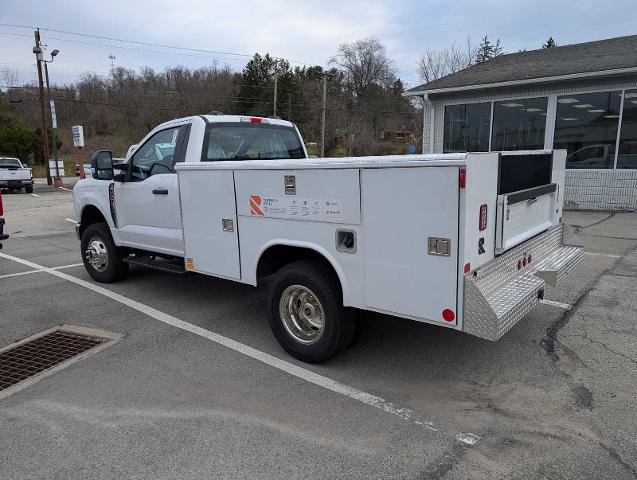 2026 Ford F-350 Super Duty Chassis Cab XL - Photo 41