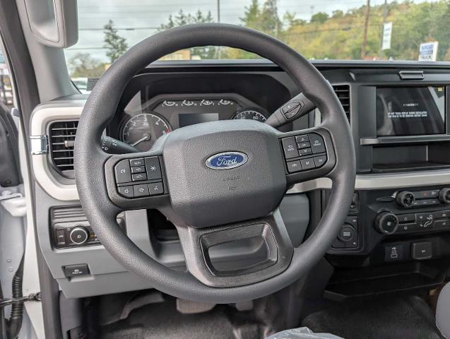 2026 Ford F-350 Super Duty Chassis Cab XL - Photo 57