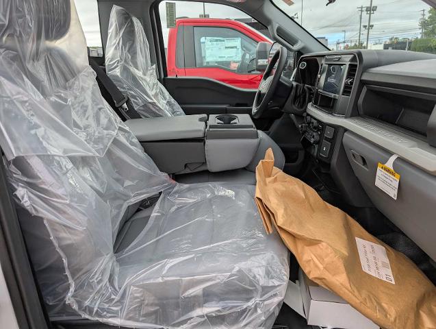 2026 Ford F-350 Super Duty Chassis Cab XL - Photo 59
