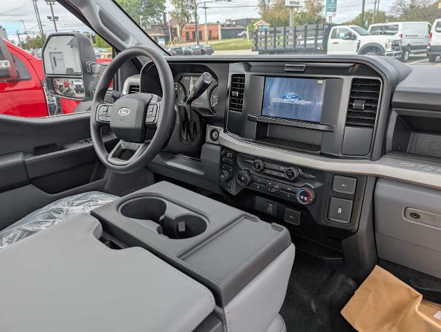 2026 Ford F-350 Super Duty Chassis Cab XL - Photo 60