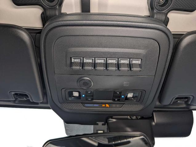 New 2025 Velocity Blue Metallic Ford Badlands® image 60
