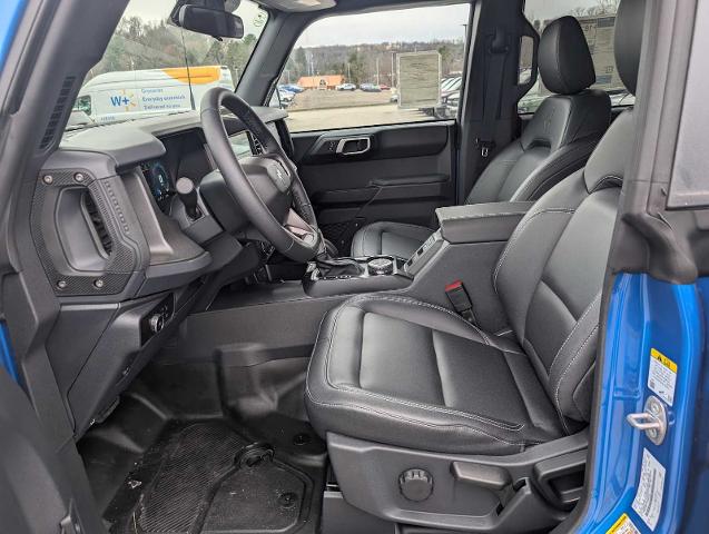 New 2025 Velocity Blue Metallic Ford Badlands® image 35