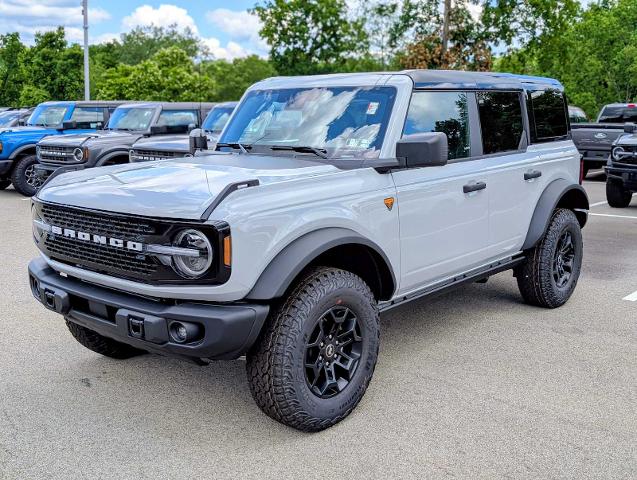 New 2026 Avalanche Gray Ford Badlands® image 32