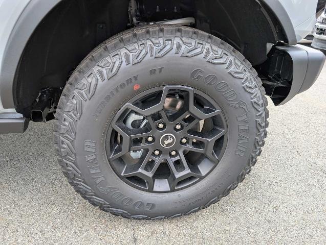 New 2026 Avalanche Gray Ford Badlands® image 34