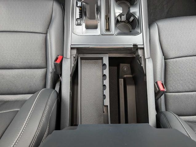New 2026 Avalanche Ford Lariat® image 46