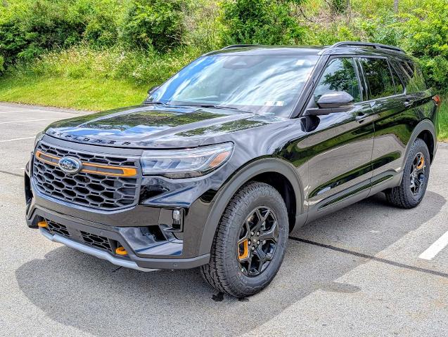 New 2026 Agate Black Metallic Ford Tremor® image 36