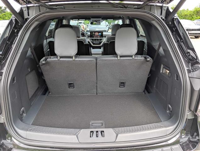 New 2026 Agate Black Metallic Ford Tremor® image 42