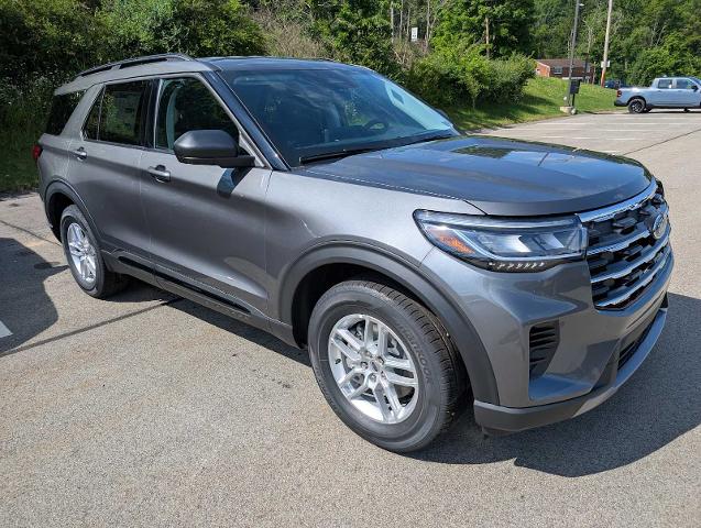New 2026 Carbonized Gray Metallic Ford Active image 37