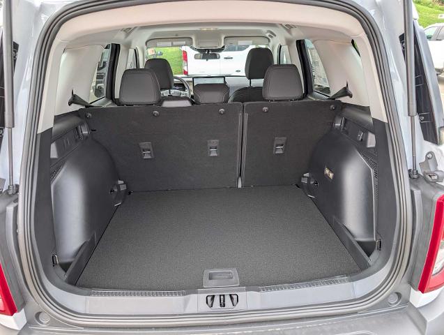 New 2026 Oxford White Ford Big Bend® image 38