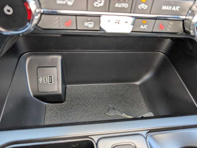 New 2026 Oxford White Ford XLT image 59