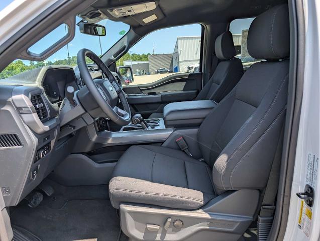 New 2026 Oxford White Ford XLT image 37