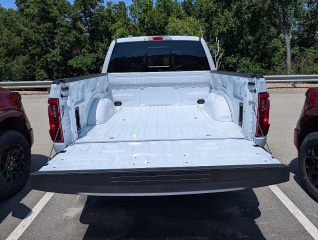 New 2026 Oxford White Ford XLT image 40