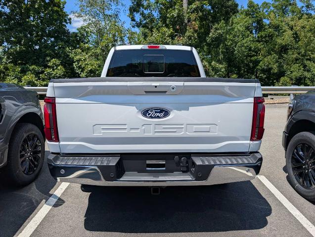 New 2026 Star White Metallic Tri-Coat Ford Lariat® image 44