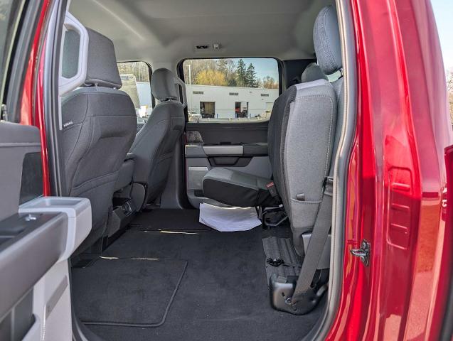 New 2026 Ruby Red Metallic Tinted Clearcoat Ford F-250® XLT image 51