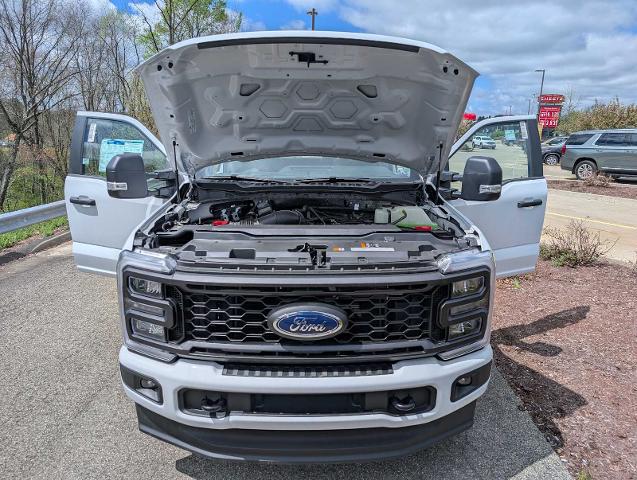 New 2026 Oxford White Ford F-250® XL image 33