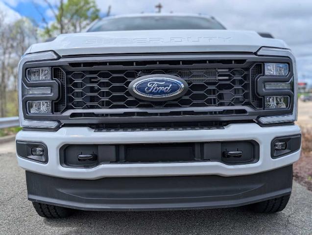 New 2026 Oxford White Ford F-250® XL image 25