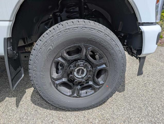 New 2026 Oxford White Ford F-250® XL image 26