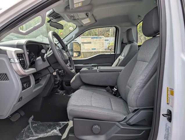 New 2026 Oxford White Ford F-250® XL image 27