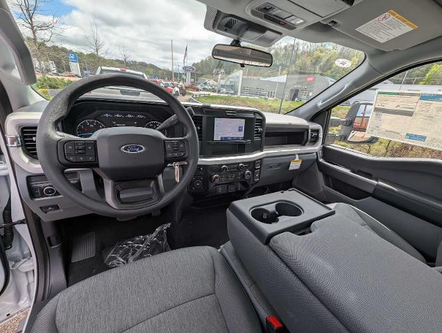 New 2026 Oxford White Ford F-250® XL image 28