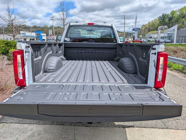 New 2026 Oxford White Ford F-250® XL image 30