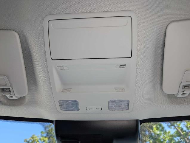 New 2026 Space White Metallic Ford XLT image 54