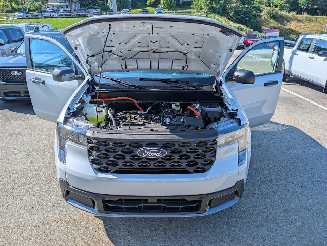 New 2026 Space White Metallic Ford XLT image 38
