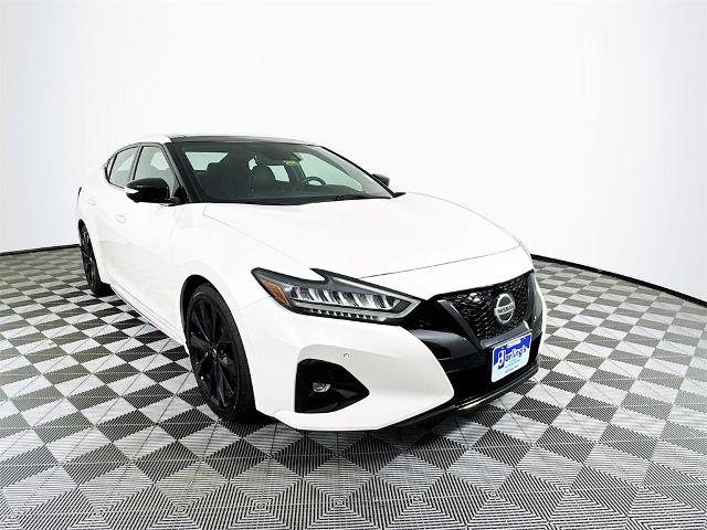 2022 Nissan Maxima SR