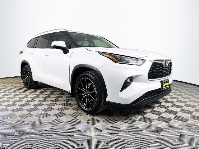 2022 Toyota Highlander Limited